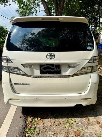 2011 Toyota VELLFIRE 2.4 V (A) - 2