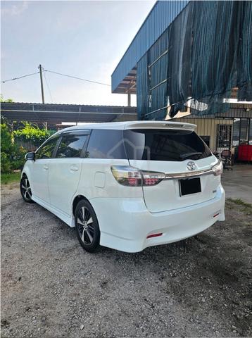 2012 Toyota WISH 1.8 S ZGE20G FACELIFT (A) - 5