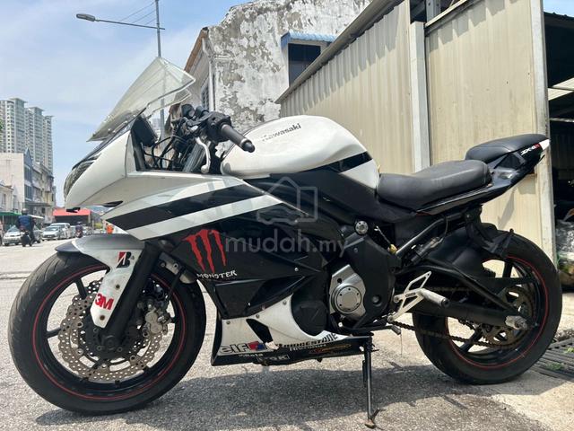 on road price of zx6r