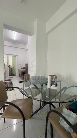 Straits Garden Residence @ Jelutong 1