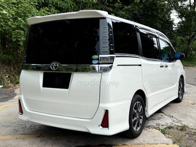 2018 Toyota VOXY 2.0 ZS KIRAMEKI (A) - 4