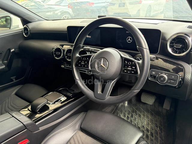 2019 Mercedes Benz A-CLASS 1.3 180 AMG (CBU) - 5