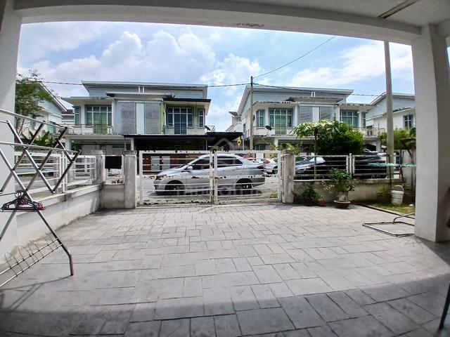 Selangor Bandar Saujana Putra Leasehold Cluster House For Sale 1