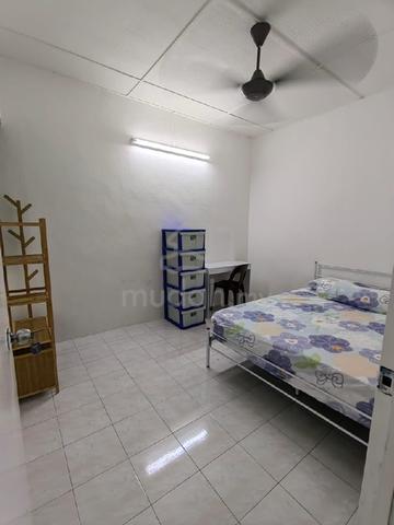 medium room at relau 1