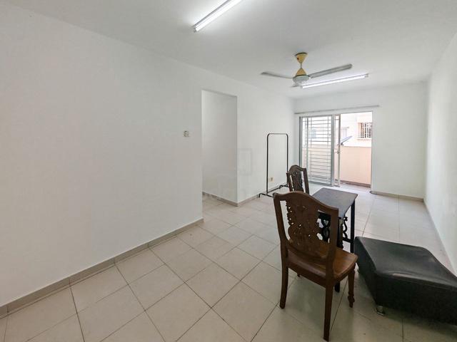 Mandarina Court 1