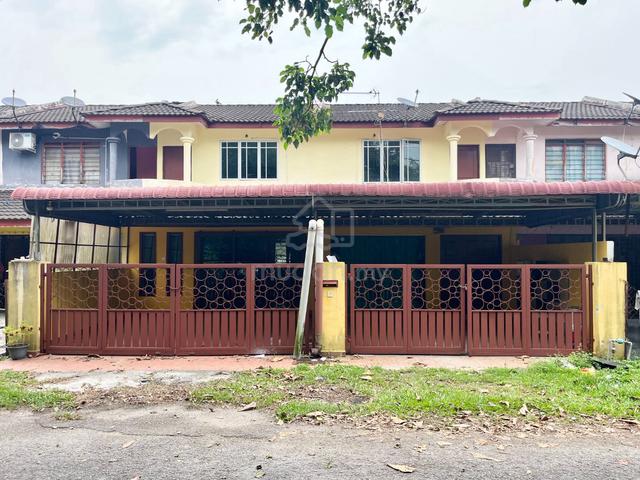 Double Storey Terrace Houses for Sale @ Taman Megah, Bidor 1