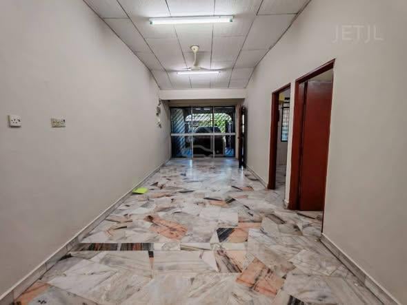 Kg Pendamar Port Klang Single Storey House Low Cost Unit 1