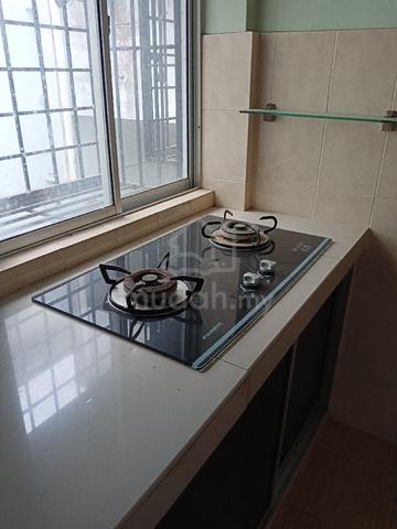 Dahlia Apartment (Putra Perdana) 1