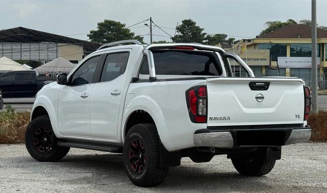 2017 Nissan NAVARA 2.5 VL (A) Leather Seat/P.Start - 4