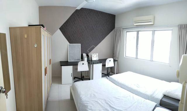 [Female Unit] Suriamas Condo Sunway Mentari Medium Room Greenfield BRT 1