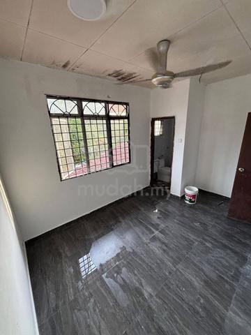 2 Storey Terrace House Bandar Tasik Kesuma Beranang for rent 1