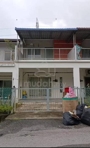 Double storey terrace taman springhill lukut 1