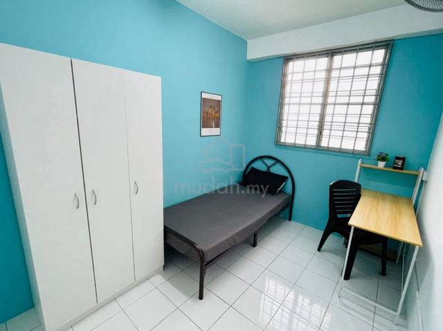 Georgetown Female Single Room For Rent 1