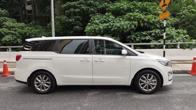 Kia Carnival 2019 — Low Mileage - 5