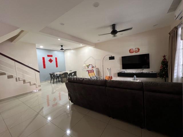 2 Storey For Sale @ Tmn Flora Height/ Seri Alam/ Masai/ Renovate 1