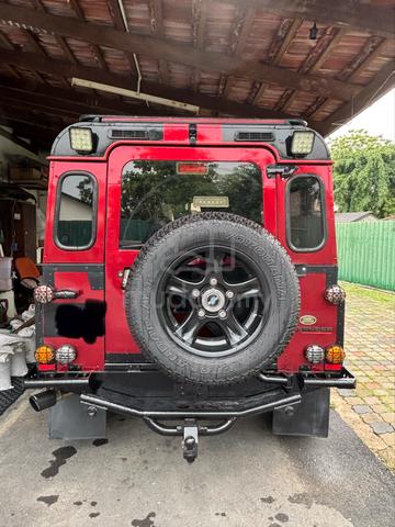 1995 Land Rover DEFENDER 110 2.5 AUTO - 4
