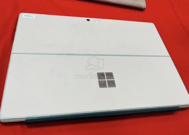 Surface Pro 5 Used - photo 5 of 6