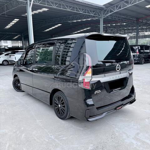 2022 Nissan SERENA 2.0 PREMIUM HIGHWAY STAR (A) - 2