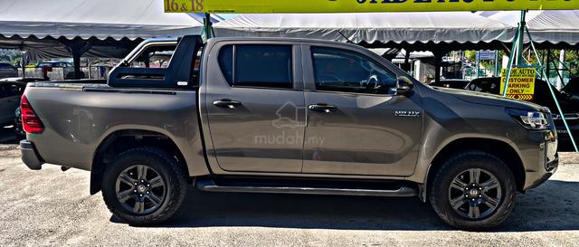 2022 Toyota HILUX 2.4 E (A)TIP-TOP CONDITION - 2