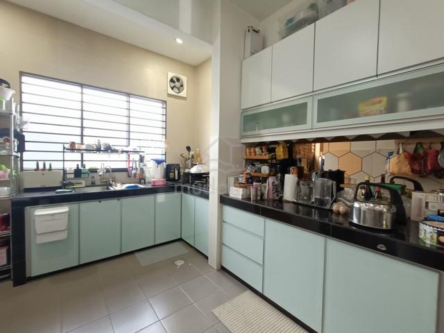 2 Sty Teres Taman Alam Indah Sek 33 |Kitchen Extended | 4R3B | Guarded 1