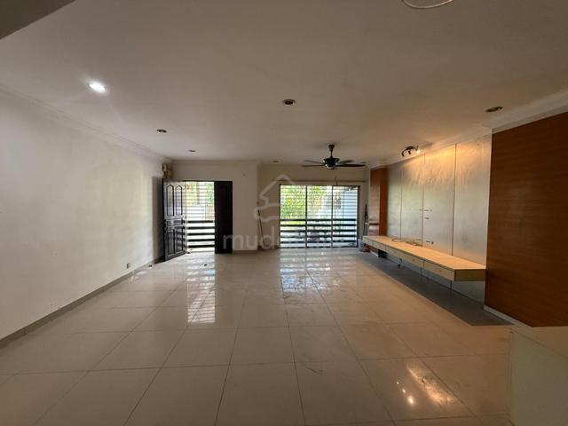 20x115 Big Size, Freehold, Sungai Buloh, Taman Sri Putra, 2 Storey 1