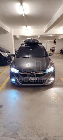 2011 Honda STREAM 1.8 i-VTEC RSZ FACELIFT (A) - 3