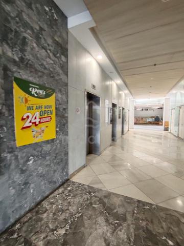 Office lot for rent  1