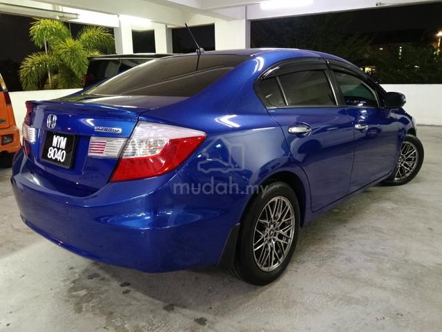 Honda Civic FB 1.5 HYBRID auto tahun 2013 - 4