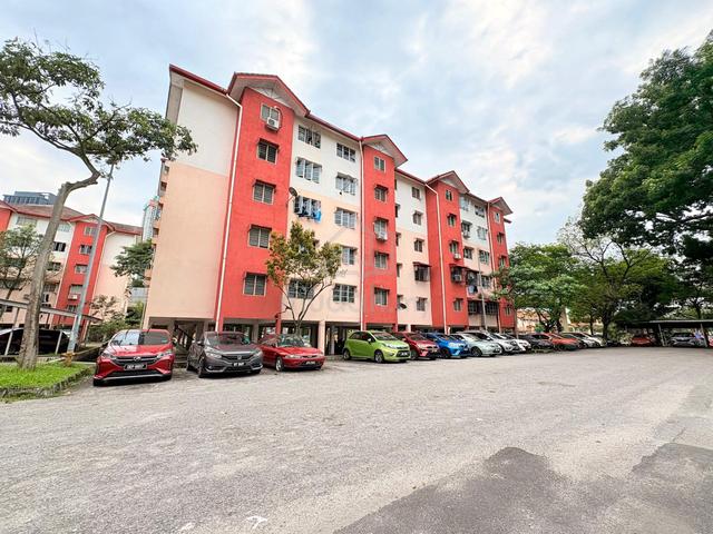 Flat PKNS Seksyen 7 Shah Alam 1