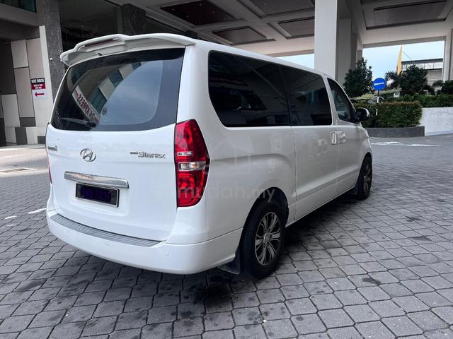 2018 Hyundai GRAND STAREX 2.5 ROYALE FACELIFT (A) - 3