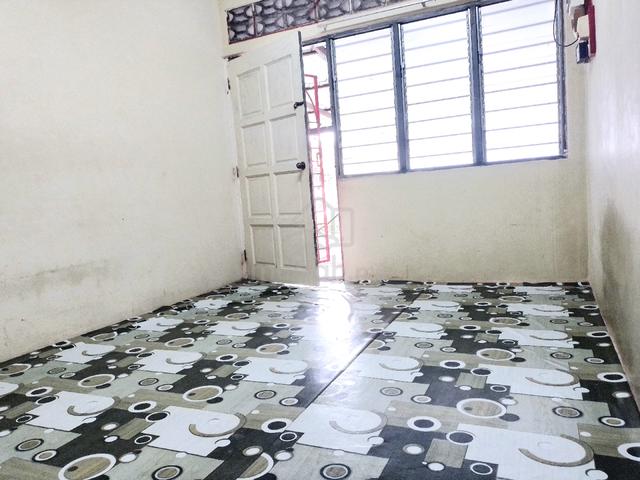 Rumah Untuk Disewa  (Taman Desa Bakti) 2