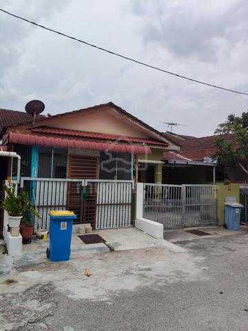 Taman Sepakat, Kelanang 1