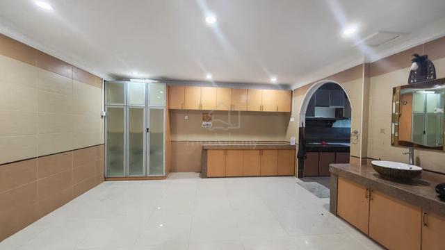 Full Loan Reno 2 storey Facing Open 20x70 near Bukit Jalil Pavilion 1