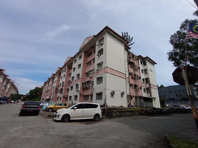 Sri Dahlia Apartment 1