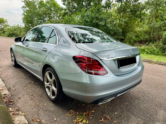 2017 Mercedes Benz C200 2.0 AVANTGARDE (CKD) (A) - 4