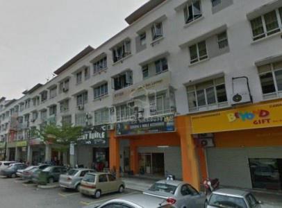 Dataran Otomobil Apartment 1