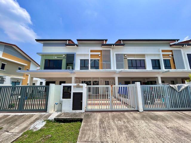 MOVE-IN READY⭐ + LIKE BRAND NEW❤️| 2 Storey, Setia Permai, Setia Alam 1