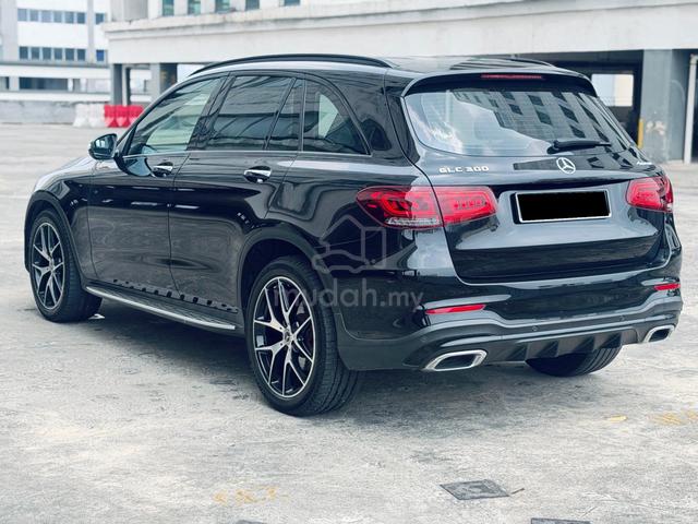 2021 Mercedes Benz GLC300 AMG Burmester Full Spec - 4