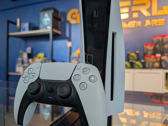 Uses PS5 Disk, 1 Controller, Terima Trade-In - photo 3 of 6