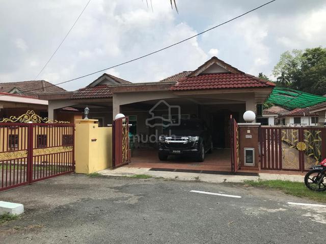 Rumah Banglo 1 Tingkat di Kuala Lipis 1