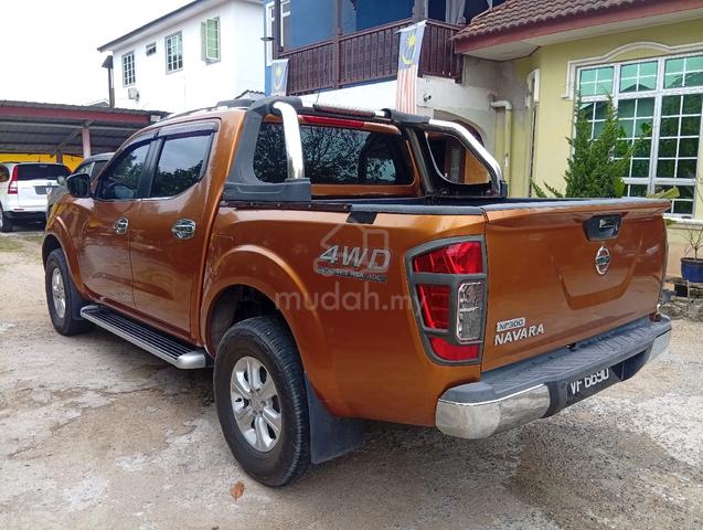 Nissan Navara NP300 2.5SE (A) 4WD - Direct Owner - 2