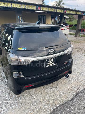 2013 Toyota WISH 1.8 S FACELIFT (A) - 1
