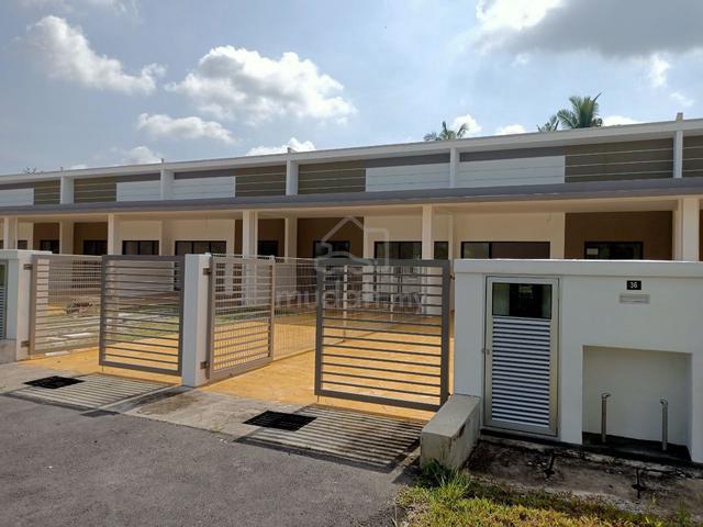 Teres Setingkat Taman Berlian Tanjong Karang (Opposite dgn Hospital) 1