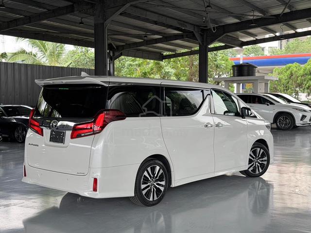 2021 Toyota ALPHARD 2.5 SC High Spec OFFER! - 2