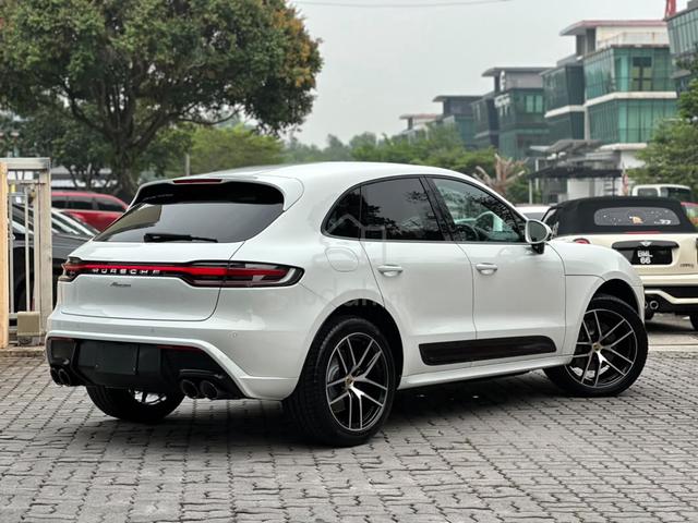 ( NEW + 4.5B + 28K KM ) 2022 Porsche MACAN 2.0 - 2