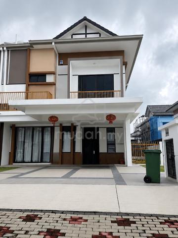 Move-In Ready Freehold Semi-D For Sale, Setia ecohill 1