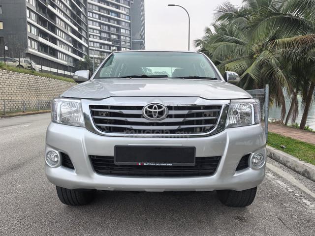 2012 Toyota HILUX 2.5 G FACELIFT (A)3-YR WARRANTY - 2