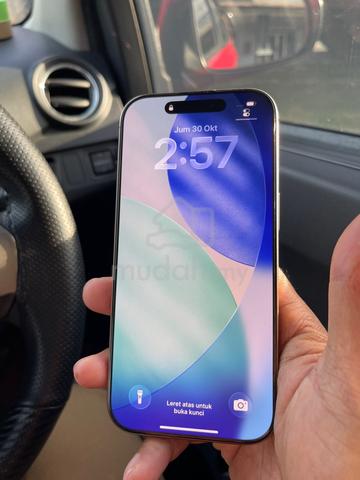 iphone 16 pro - photo 4 of 5