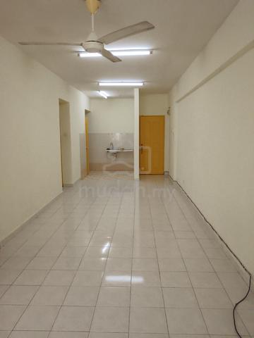 Sri Gotong Apartment 1