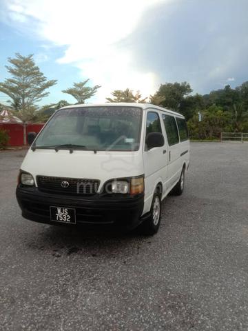 2002 Toyota HIACE 2.4 (M) - 5